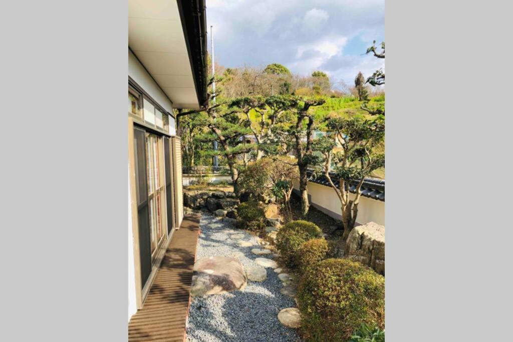 48坪！道後温泉付近駐車場有り清潔さと設備の充実さが高評価 大切な家族仲間と広々とくつろげます Villa Macujama Kültér fotó